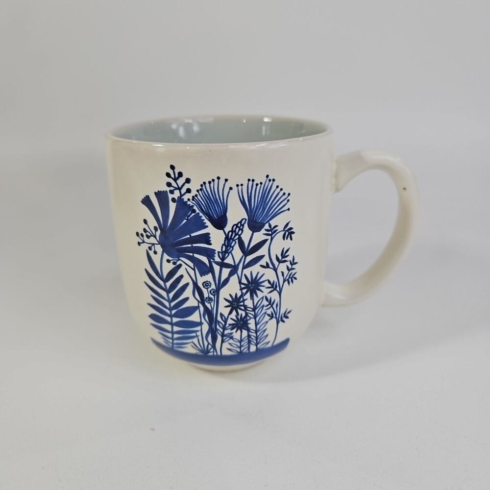 Vintage Hallmark Geninne's Art Floral Coffee Cup Mug Blue Interior‎